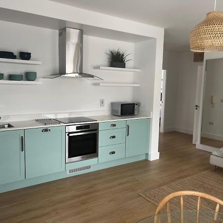 2 Bedroom Apartment Central Town Location 에니스코티 외부 사진